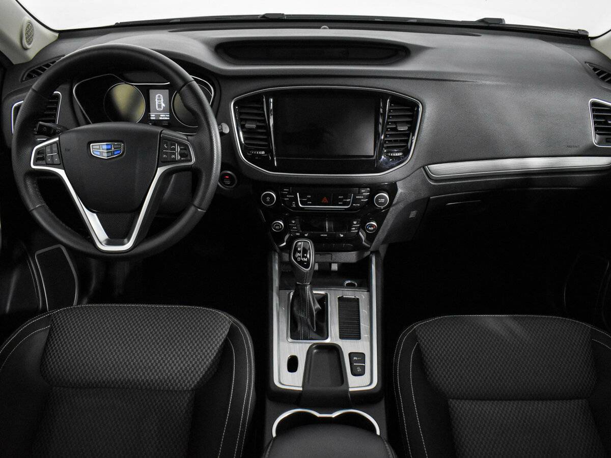 Geely Emgrand X7, 2018 Фото №12