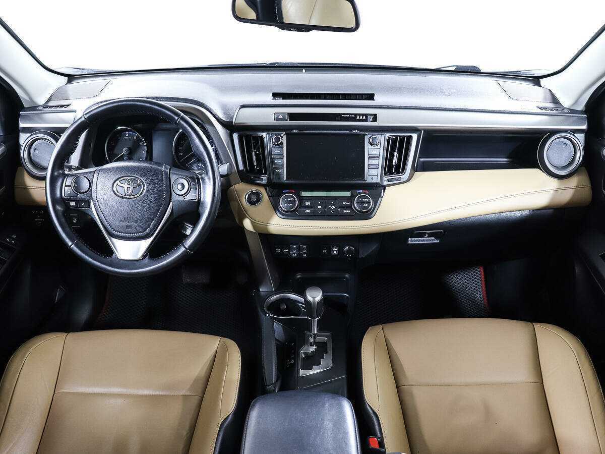 Toyota RAV4, 2018 Фото №11