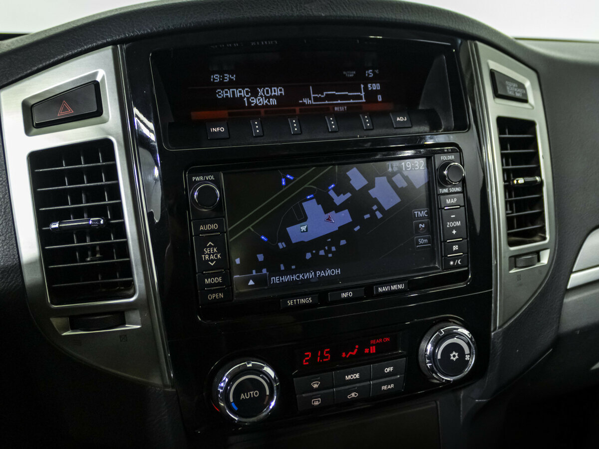 Mitsubishi Pajero IV Рестайлинг 2, 2014 Фото №12