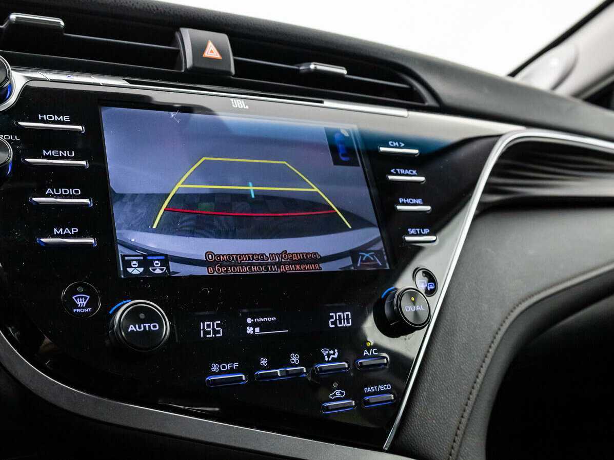 Toyota Camry, 2018 Фото №14