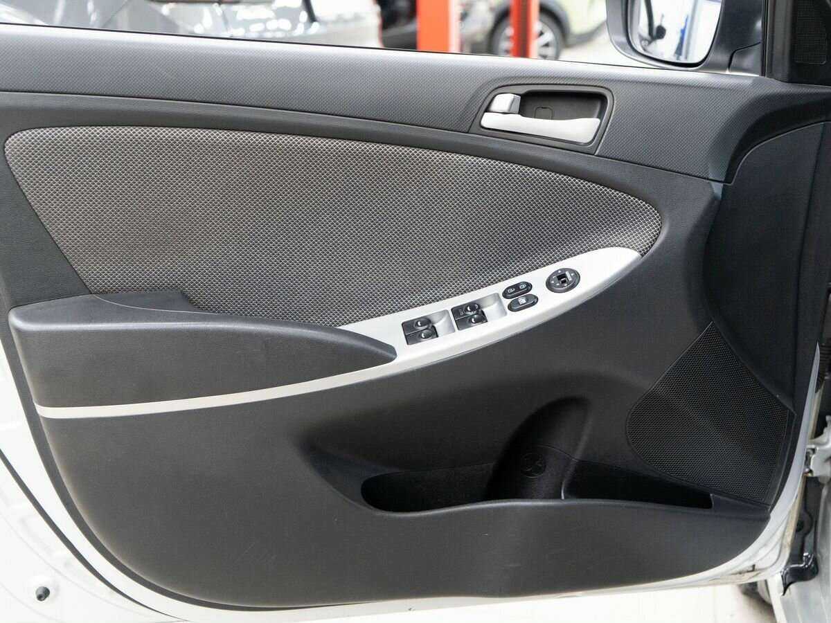 Hyundai Solaris, 2013 Фото №12