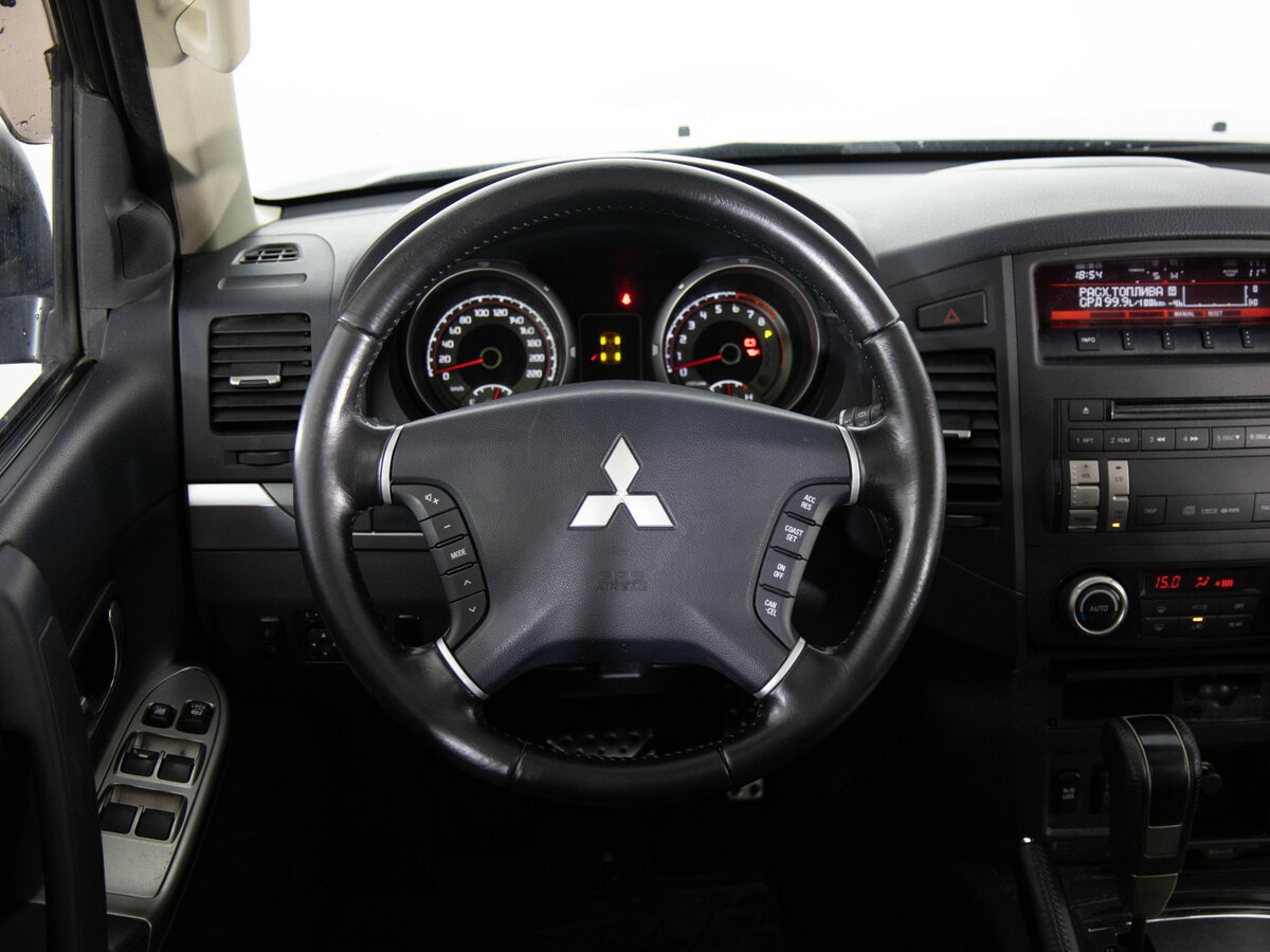 Mitsubishi Pajero IV Рестайлинг 1, 2013 Фото №8
