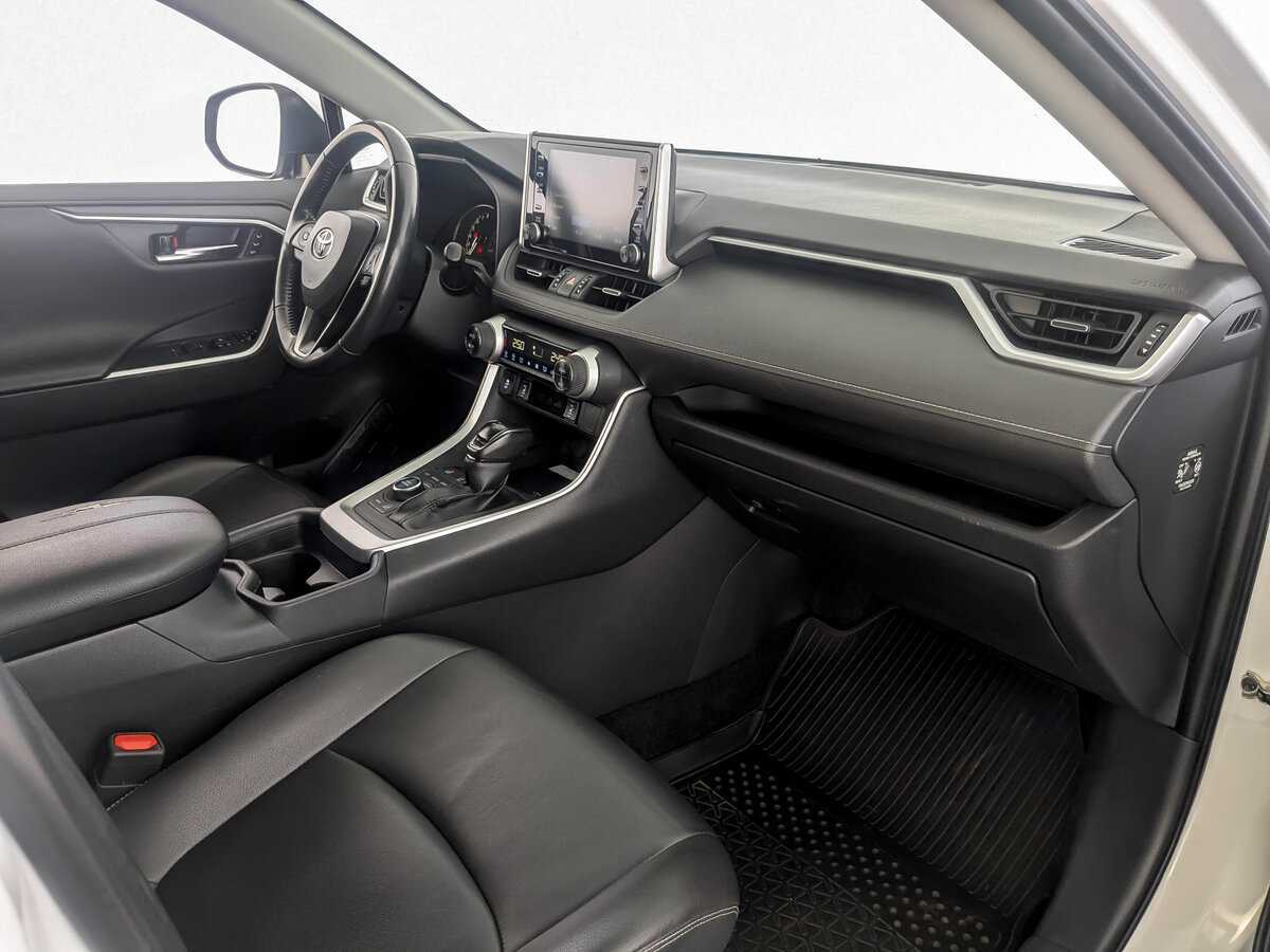 Toyota RAV4, 2020 Фото №9