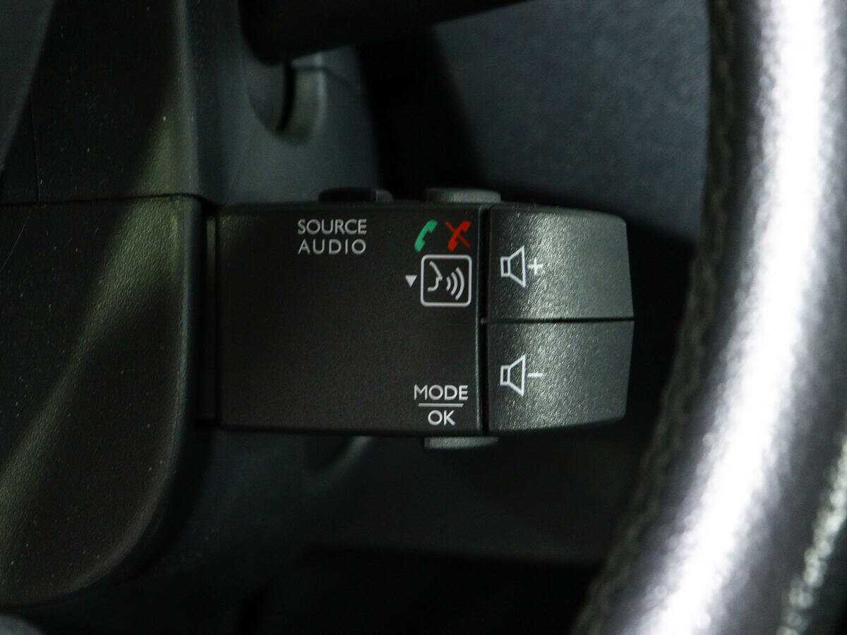 Nissan Terrano, 2019 Фото №18