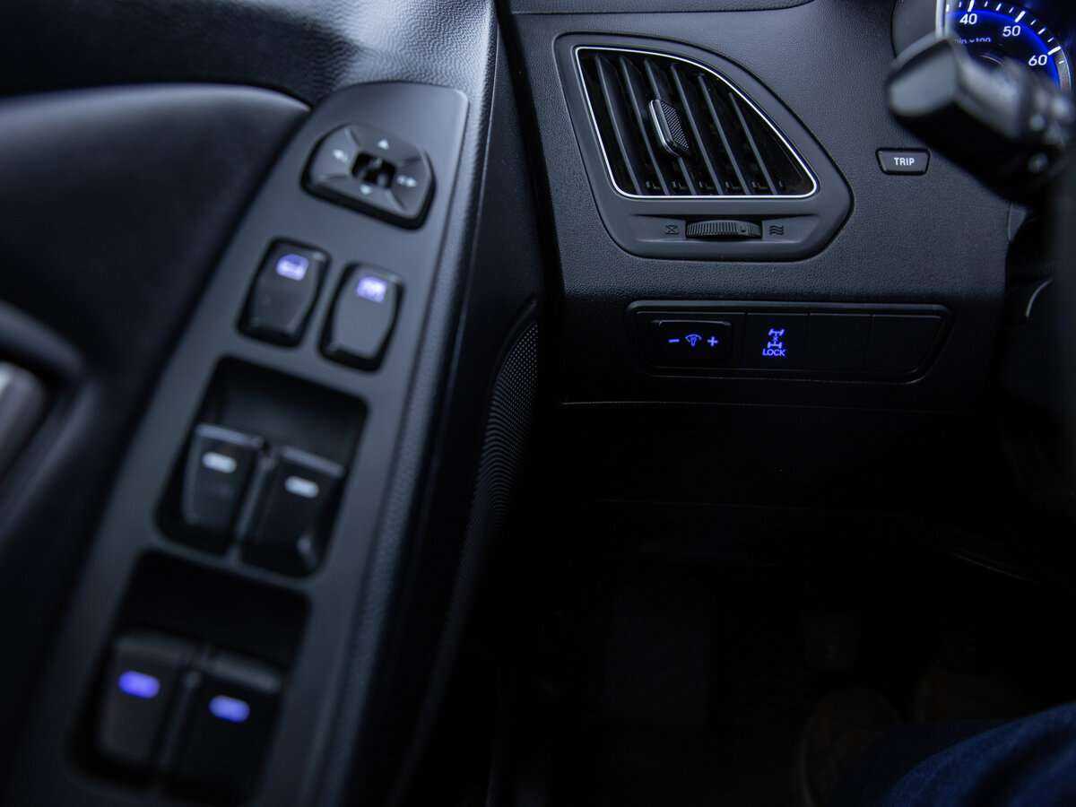 Hyundai ix35, 2012 Фото №13