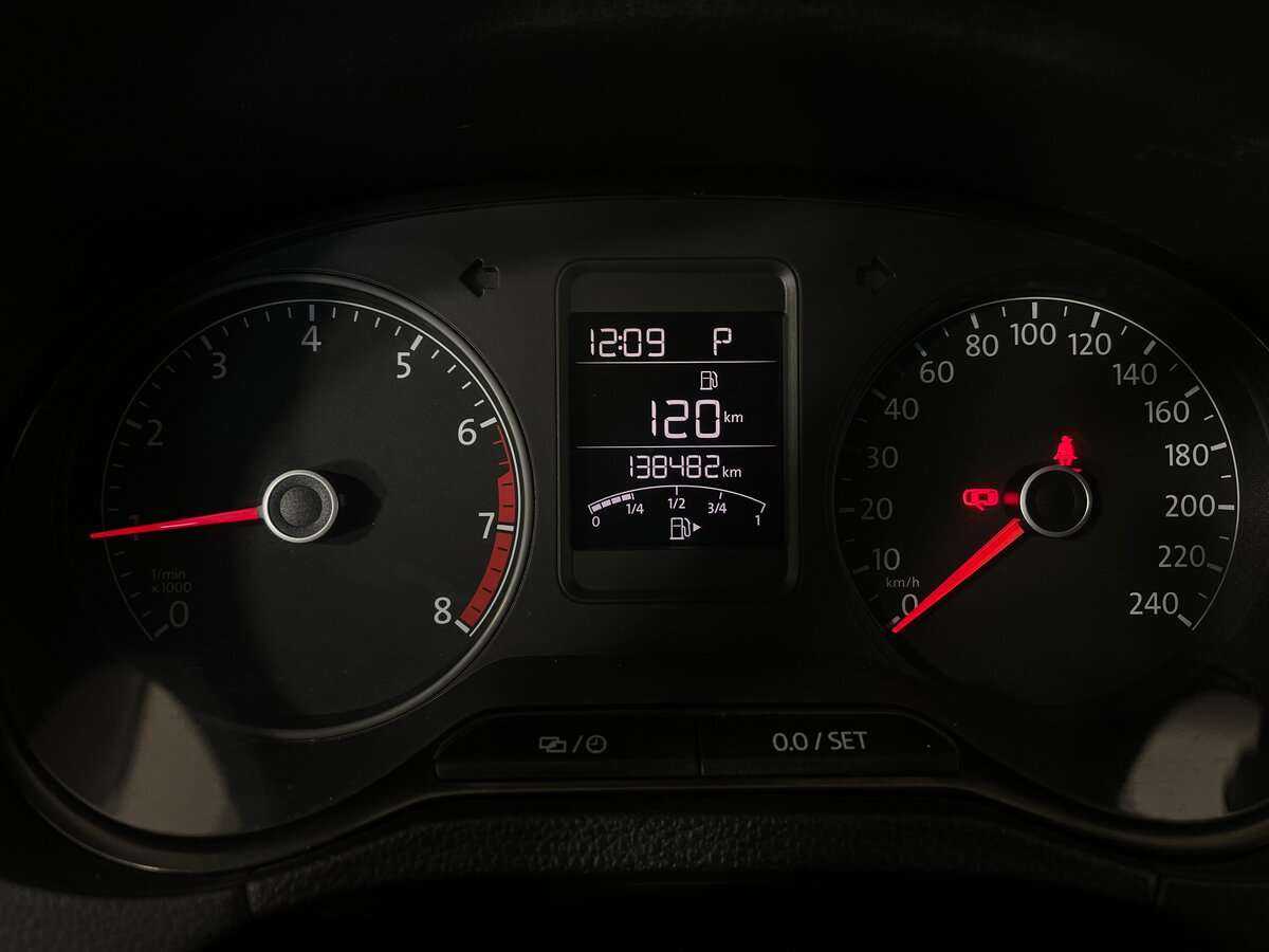 Volkswagen Polo, 2016 Фото №14