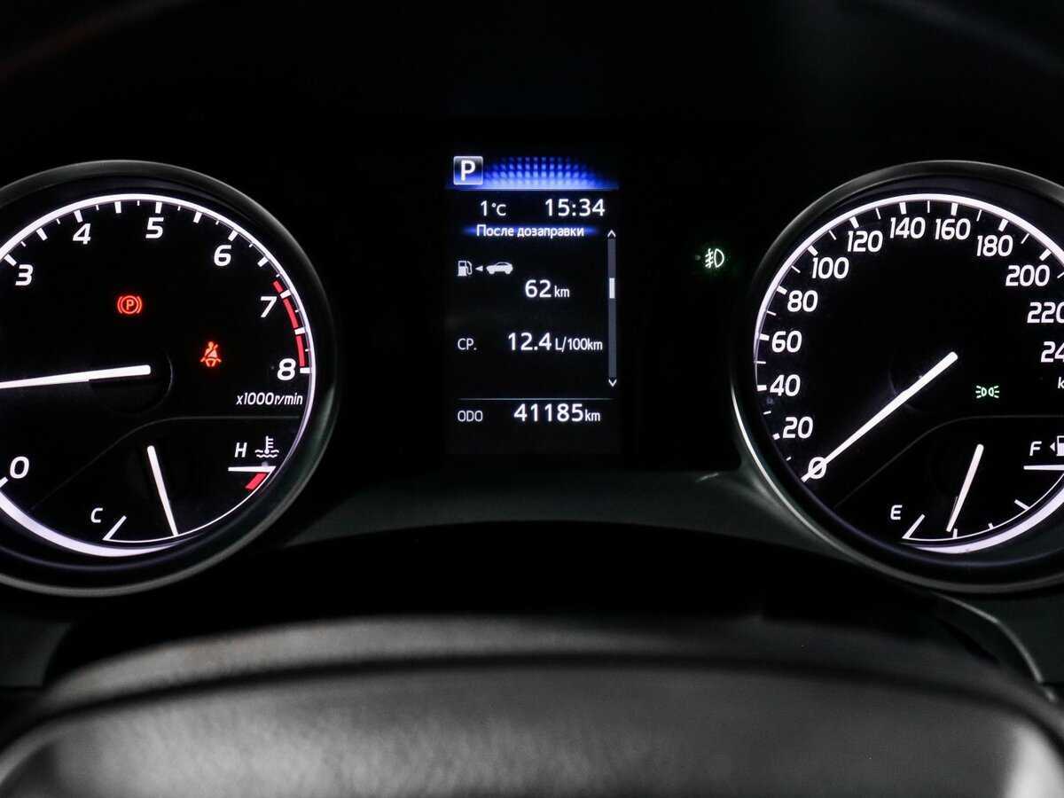 Toyota Camry, 2021 Фото №8