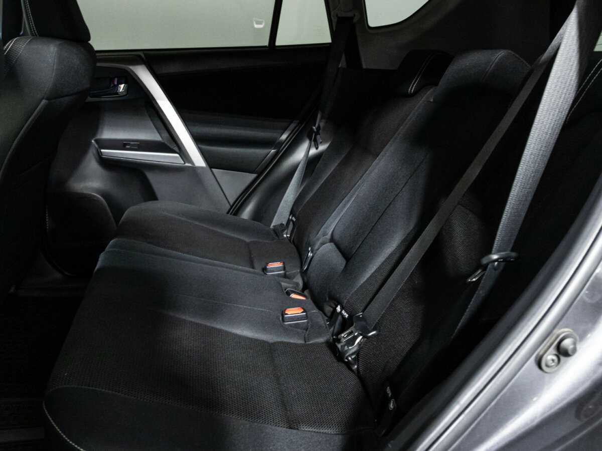 Toyota RAV4, 2016 Фото №10
