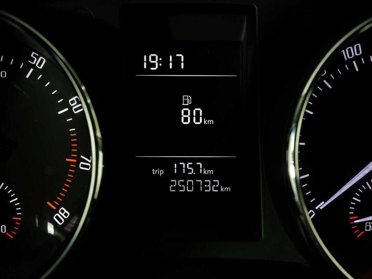 Skoda Yeti, 2012 Фото №12