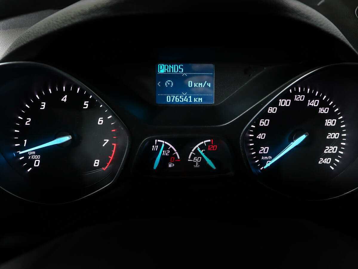 Ford Kuga, 2015 Фото №9