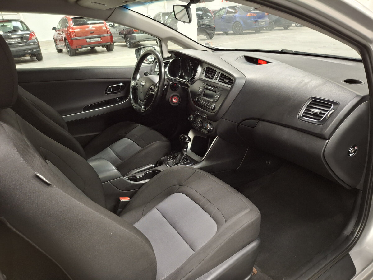 Kia Ceed II, 2013 Фото №11