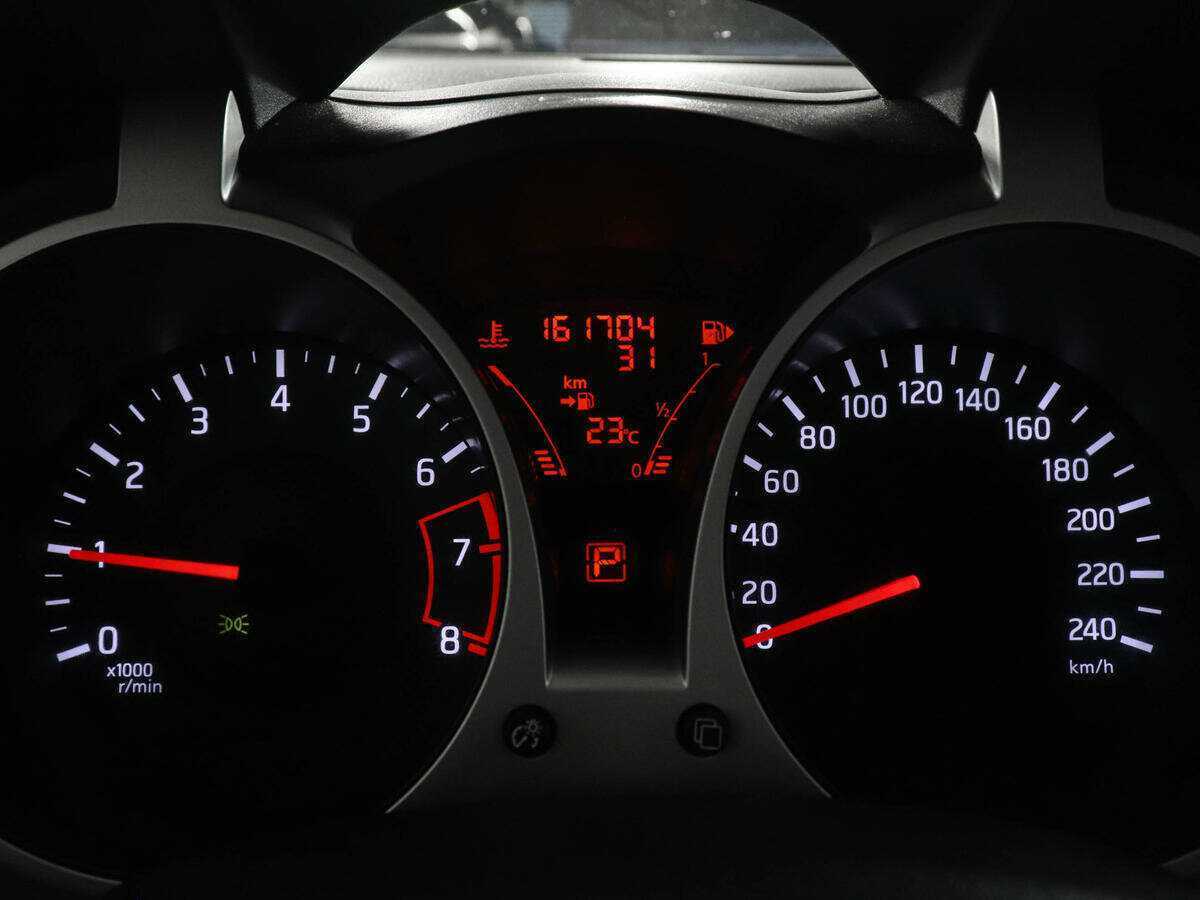 Nissan Juke, 2012 Фото №11