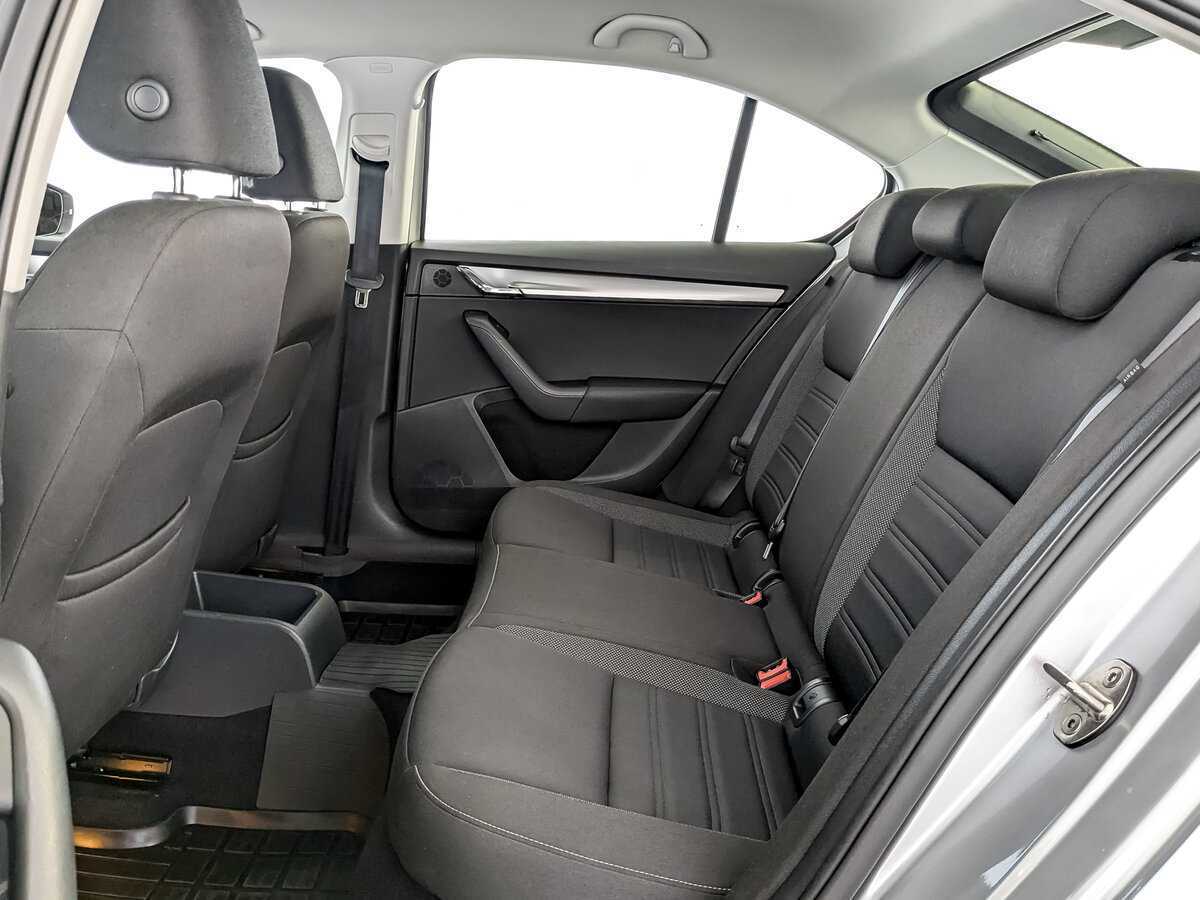 Skoda Octavia, 2018 Фото №12