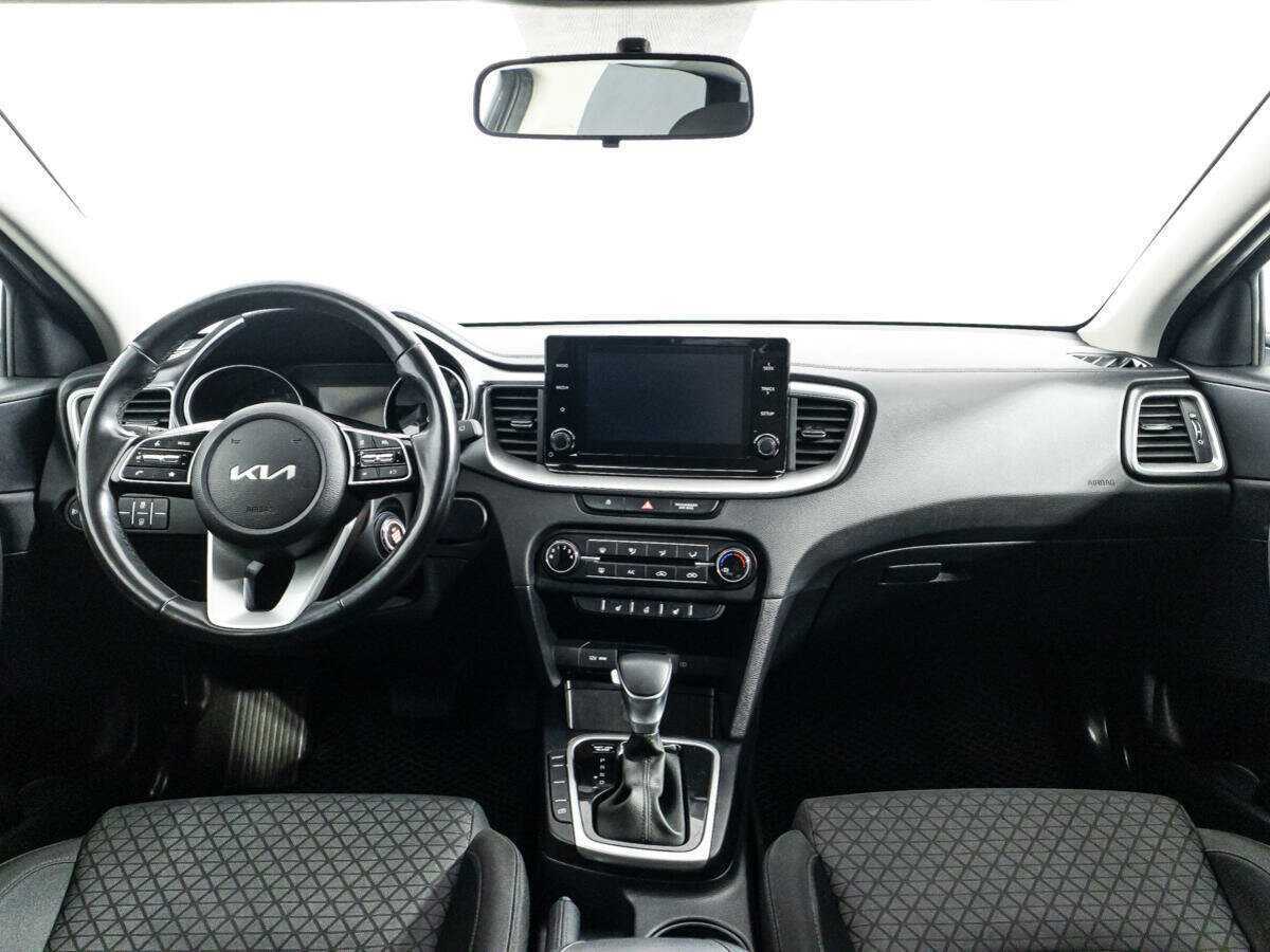 Kia Ceed, 2022 Фото №13