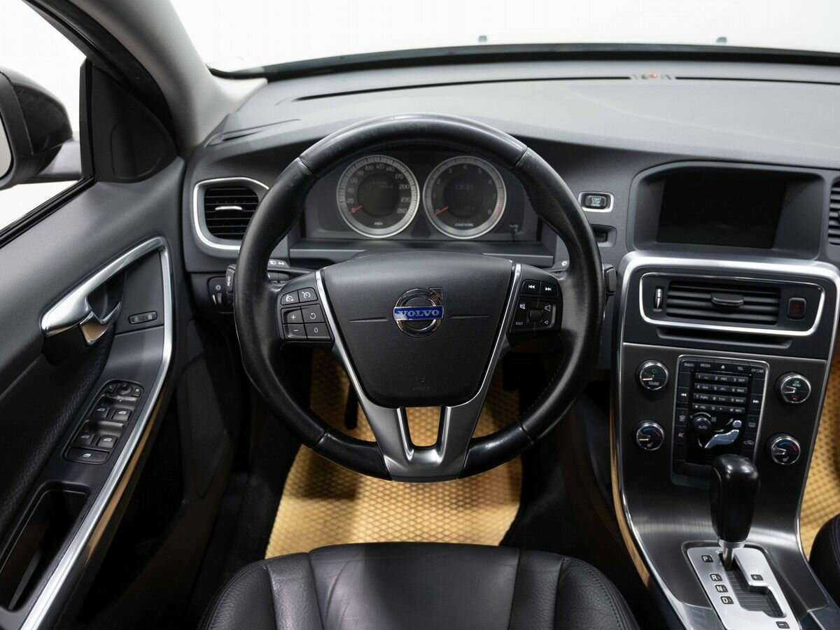 Volvo S60, 2012 Фото №14