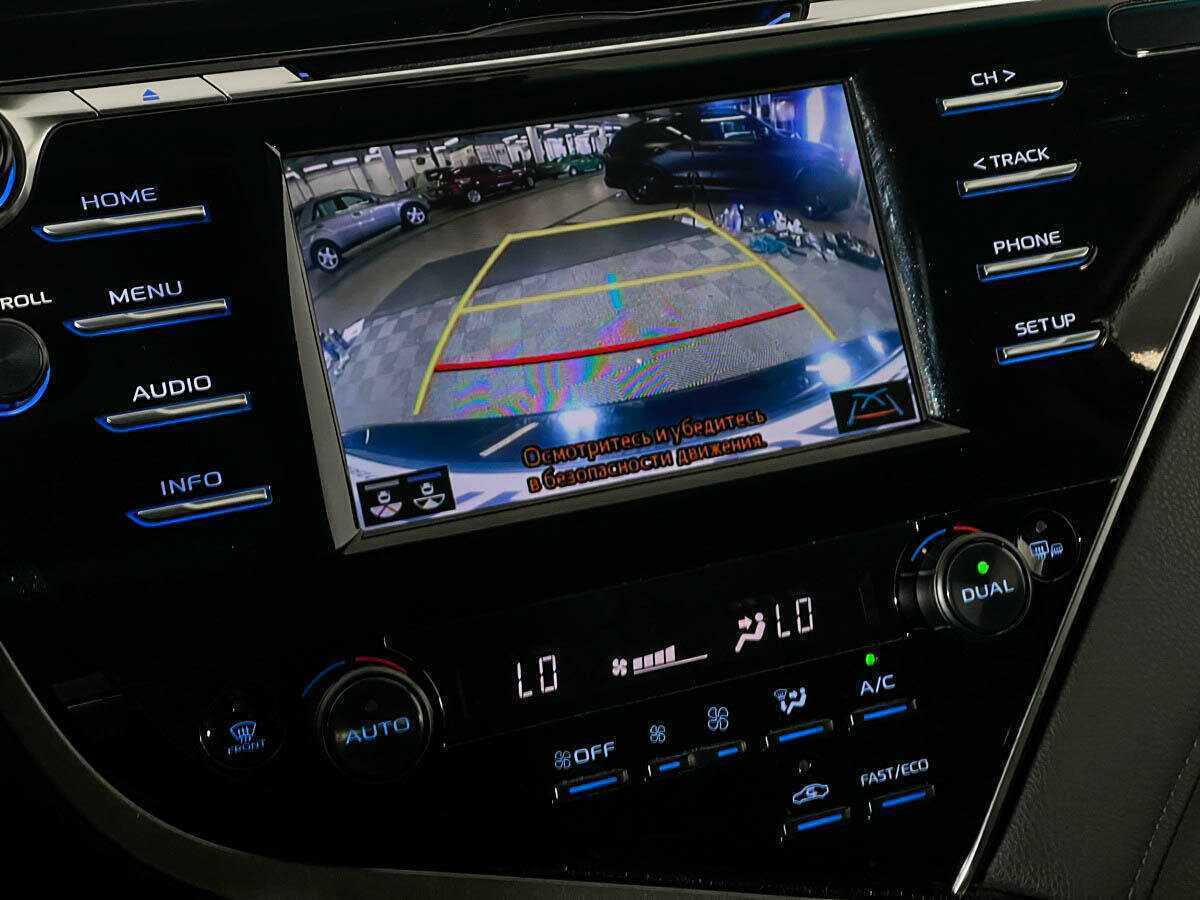 Toyota Camry, 2018 Фото №15