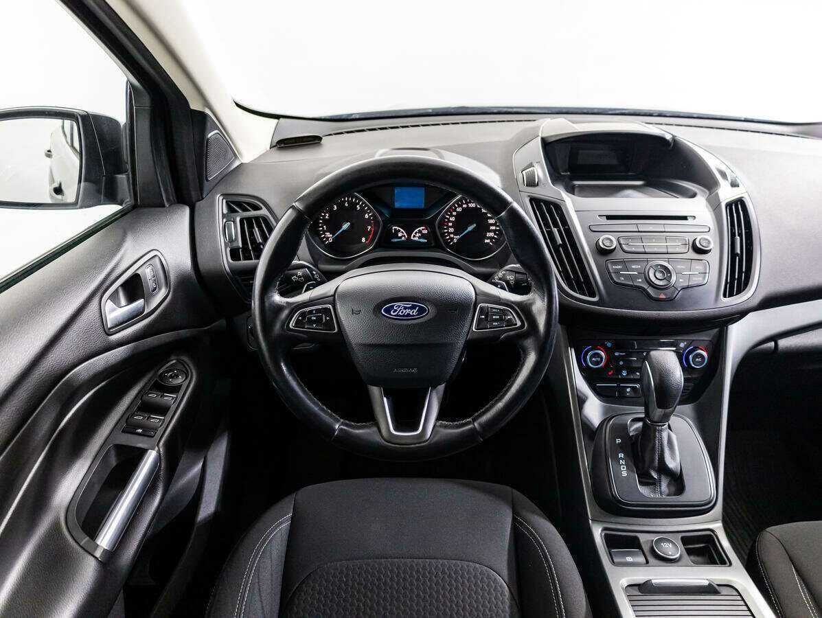 Ford Kuga, 2018 Фото №13