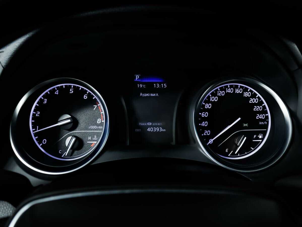 Toyota Camry, 2021 Фото №9