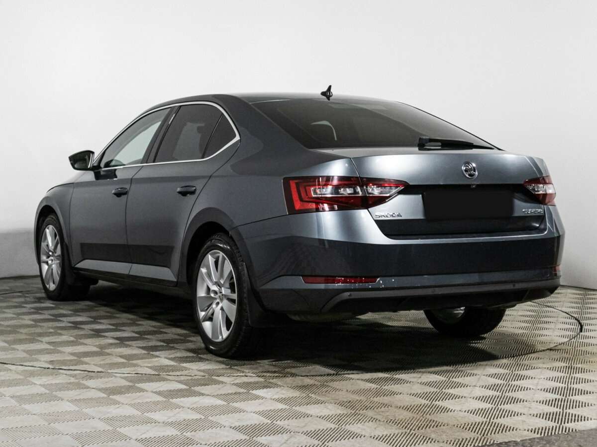 Skoda Superb, 2018 Фото №7
