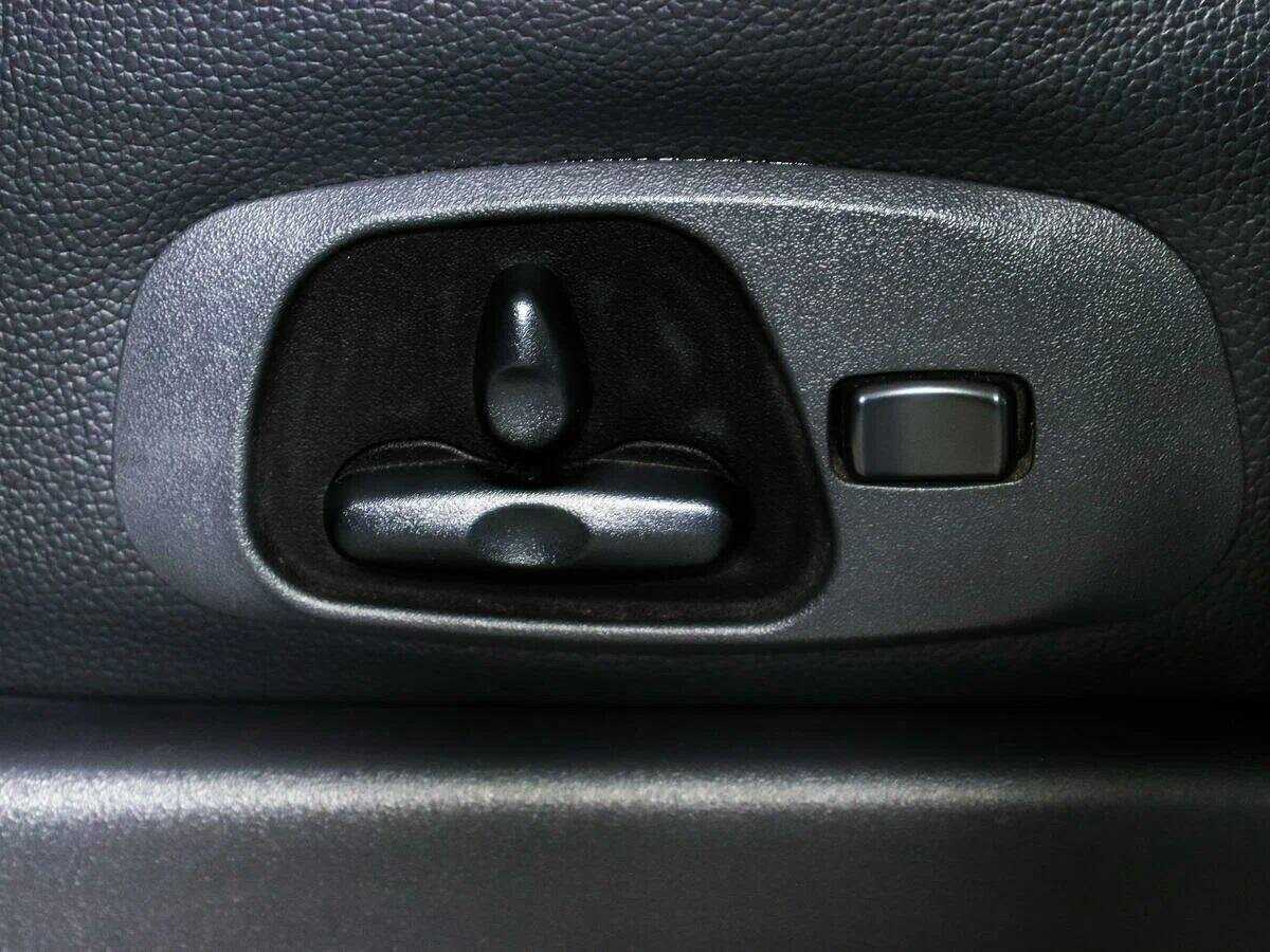 Mitsubishi Pajero, 2013 Фото №15