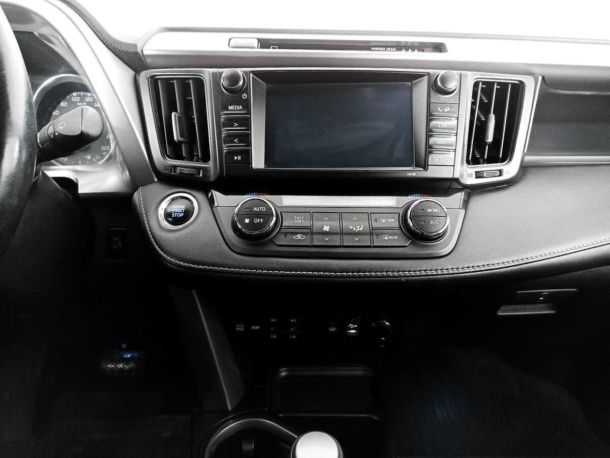 Toyota RAV4, 2019 Фото №12