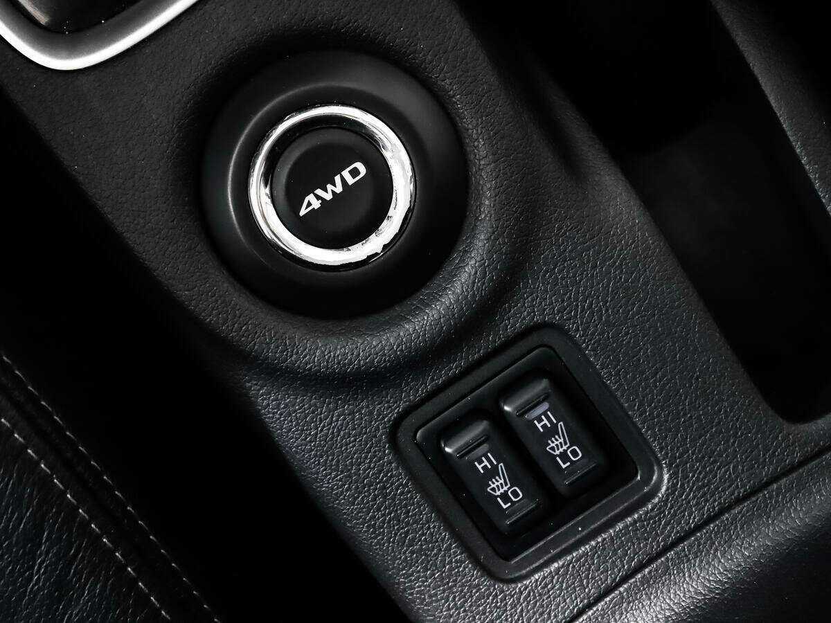 Mitsubishi Outlander, 2013 Фото №12