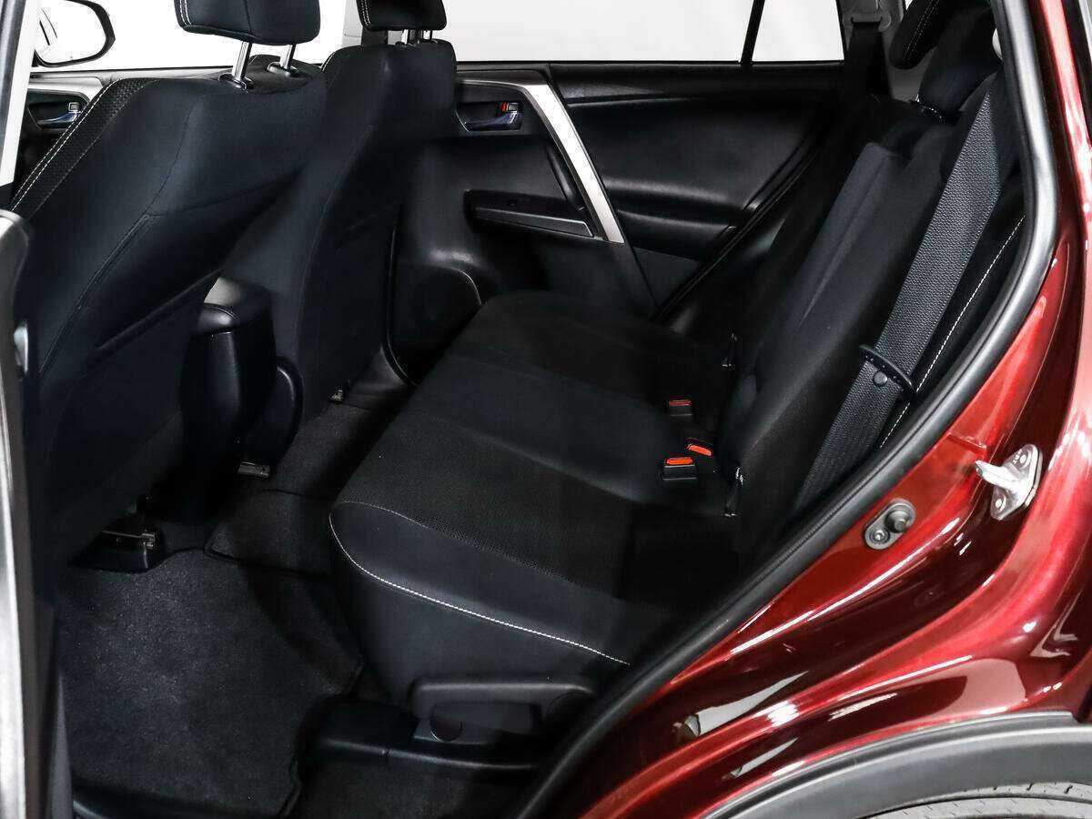 Toyota RAV4, 2016 Фото №10