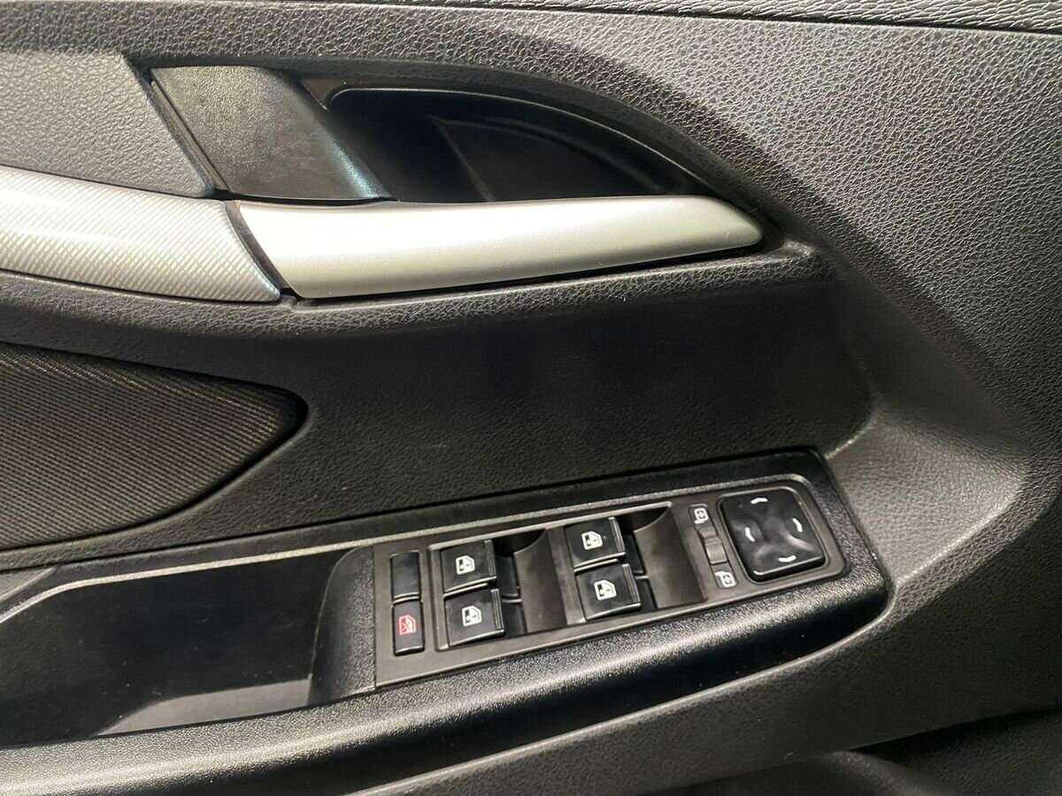 Lada (ВАЗ) Vesta SW, 2018 Фото №17