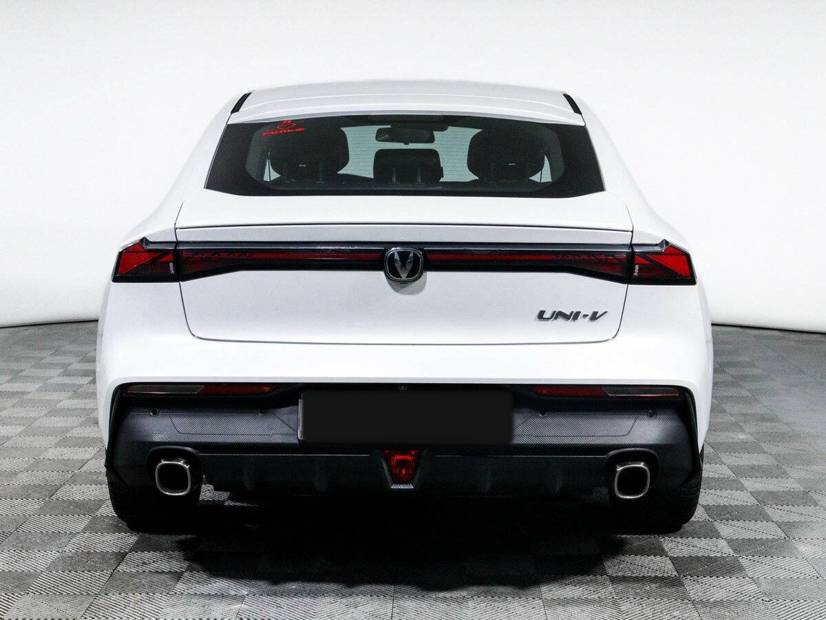 Changan UNI-V, 2023 Фото №6