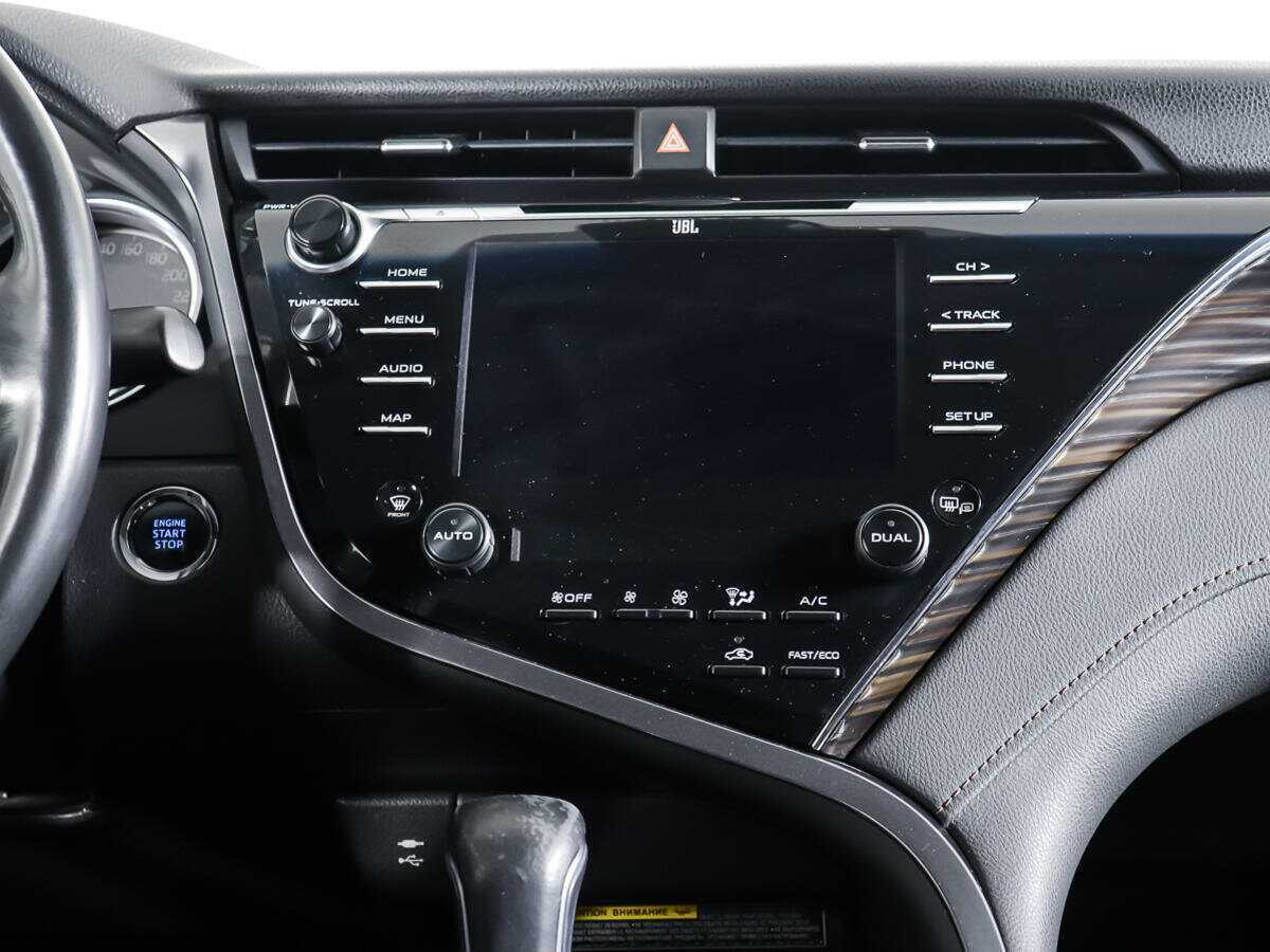 Toyota Camry, 2018 Фото №12