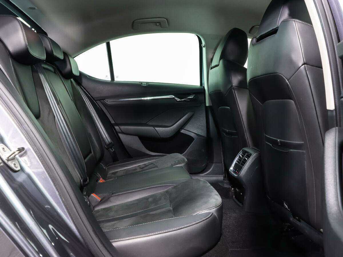 Skoda Octavia, 2021 Фото №15
