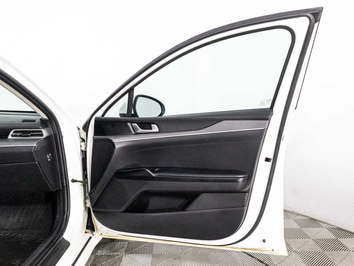 Kia K5, 2021 Фото №27