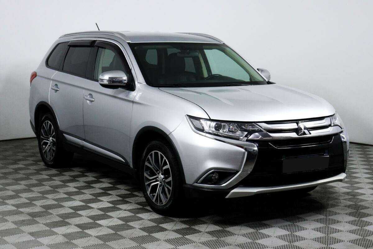 Mitsubishi Outlander, 2015 Фото №3