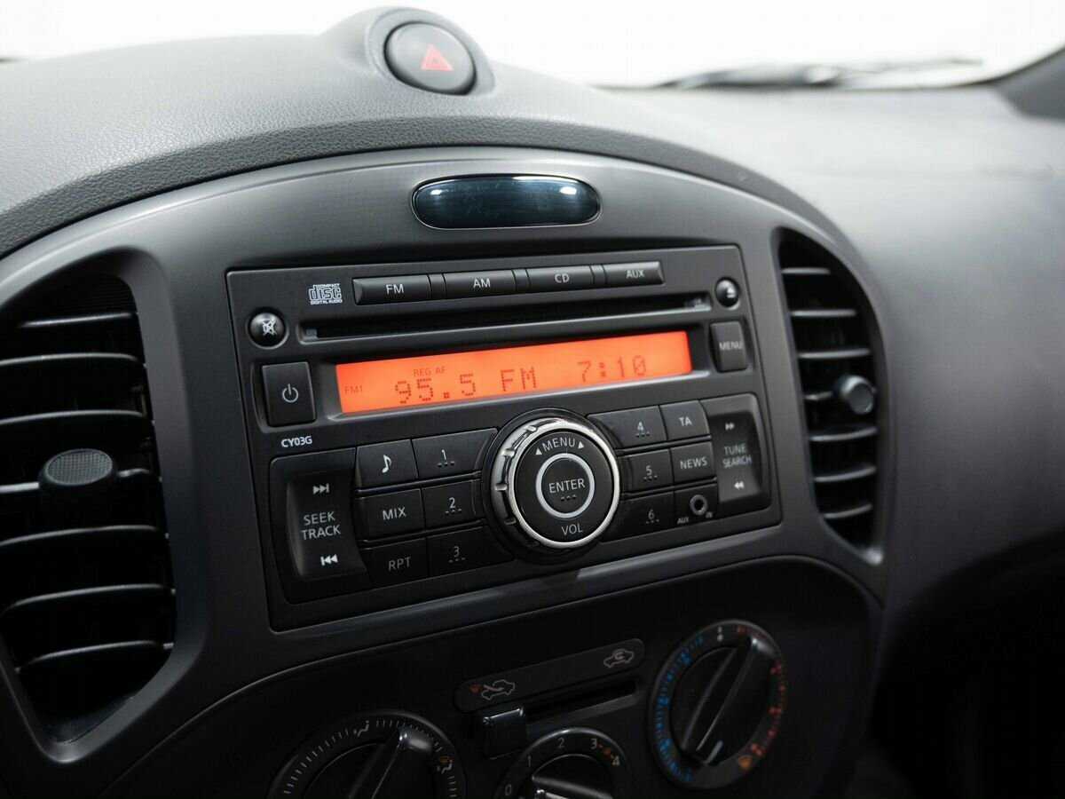 Nissan Juke, 2012 Фото №17