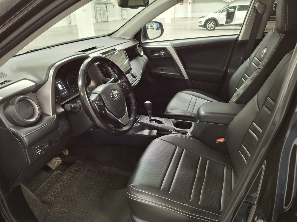 Toyota RAV4 IV (XA40) Рестайлинг, 2019 Фото №16