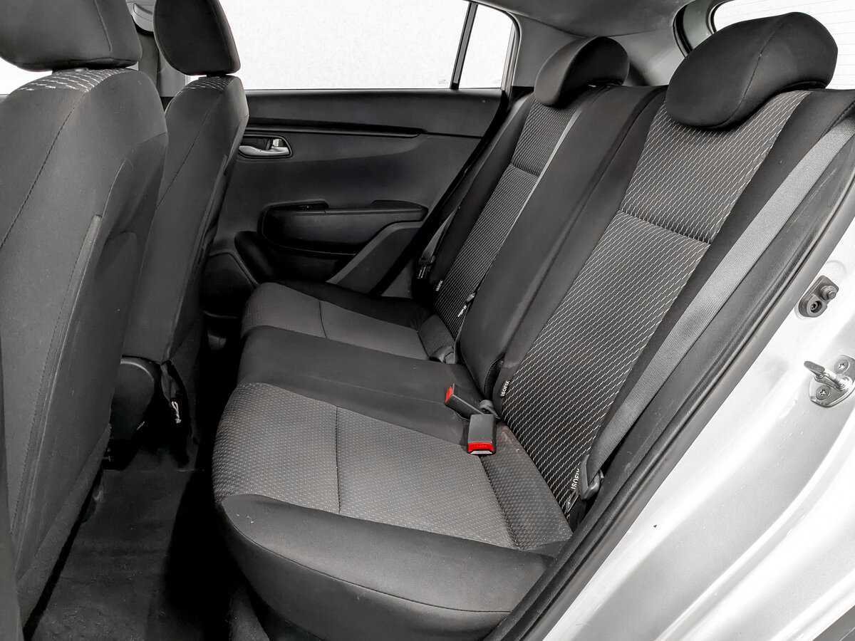 Kia Rio X-Line, 2020 Фото №11