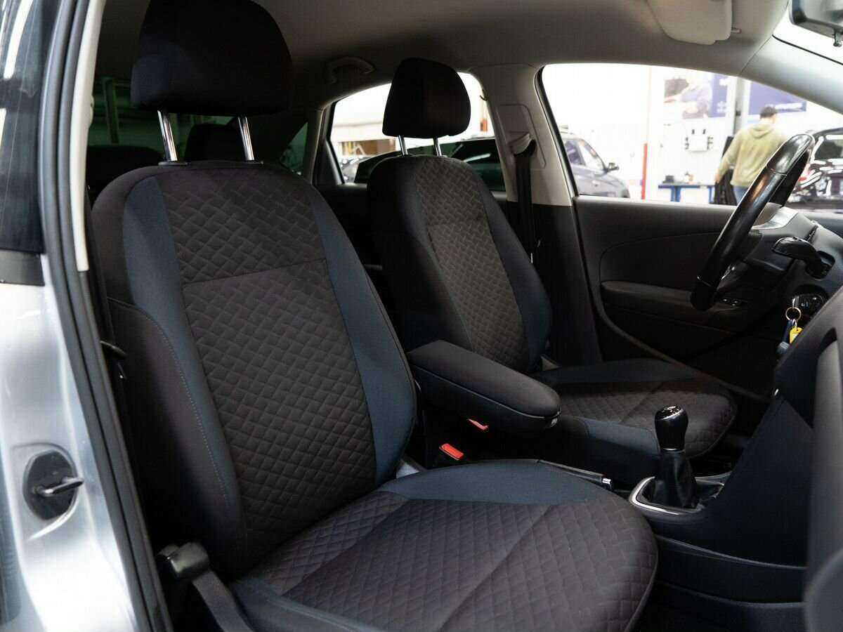 Volkswagen Polo, 2019 Фото №9