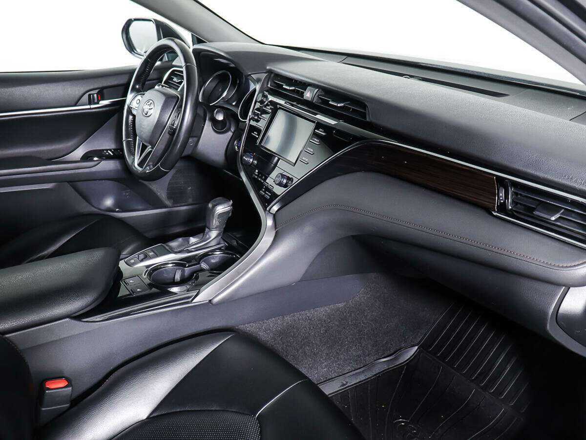 Toyota Camry, 2018 Фото №9