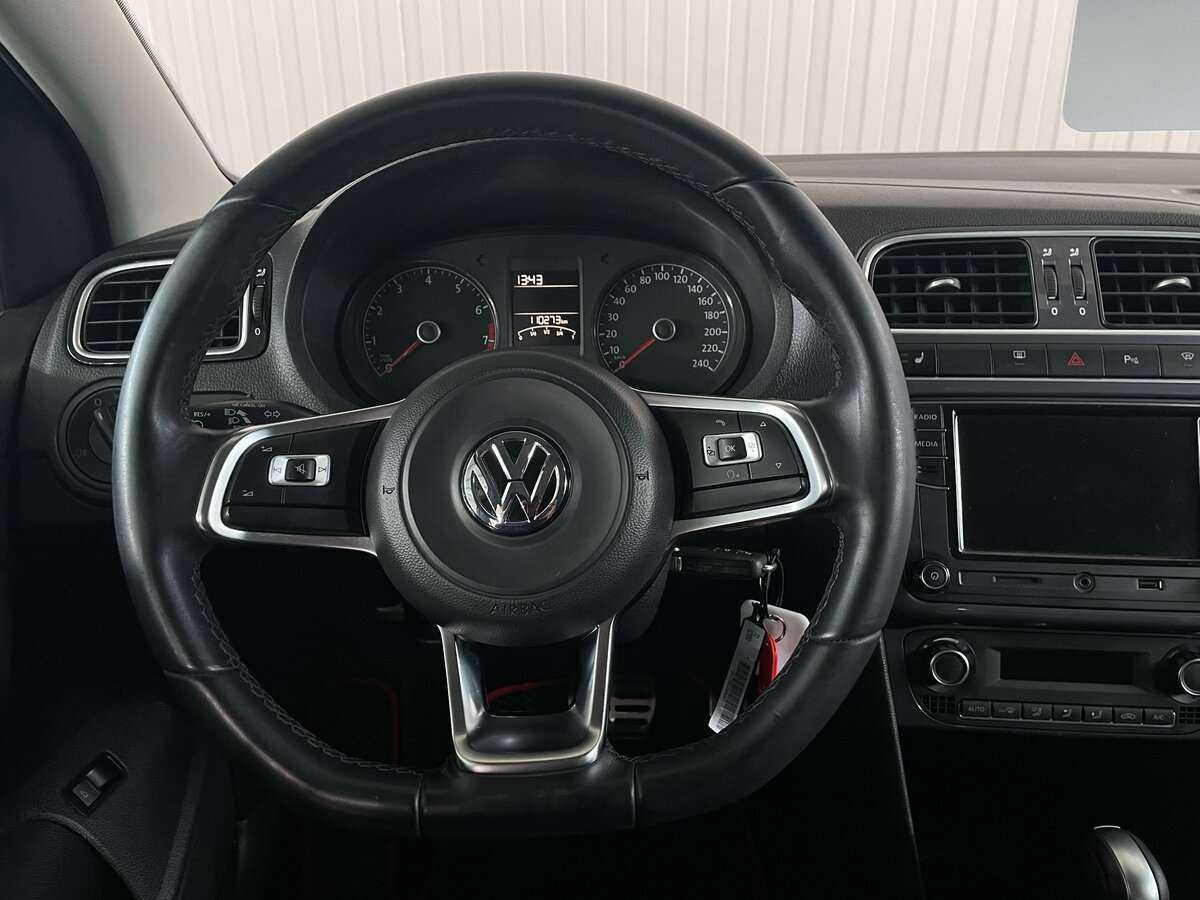 Volkswagen Polo, 2018 Фото №14