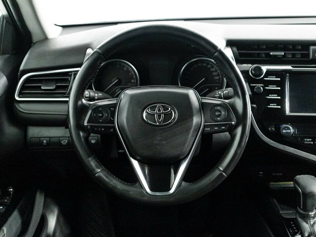 Toyota Camry, 2020 Фото №20