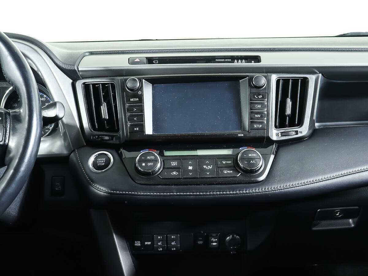 Toyota RAV4, 2018 Фото №11