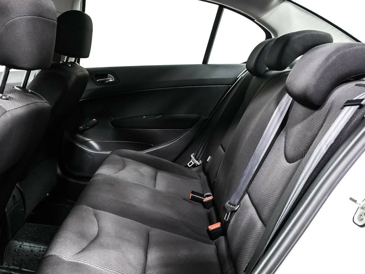 Peugeot 408, 2012 Фото №13