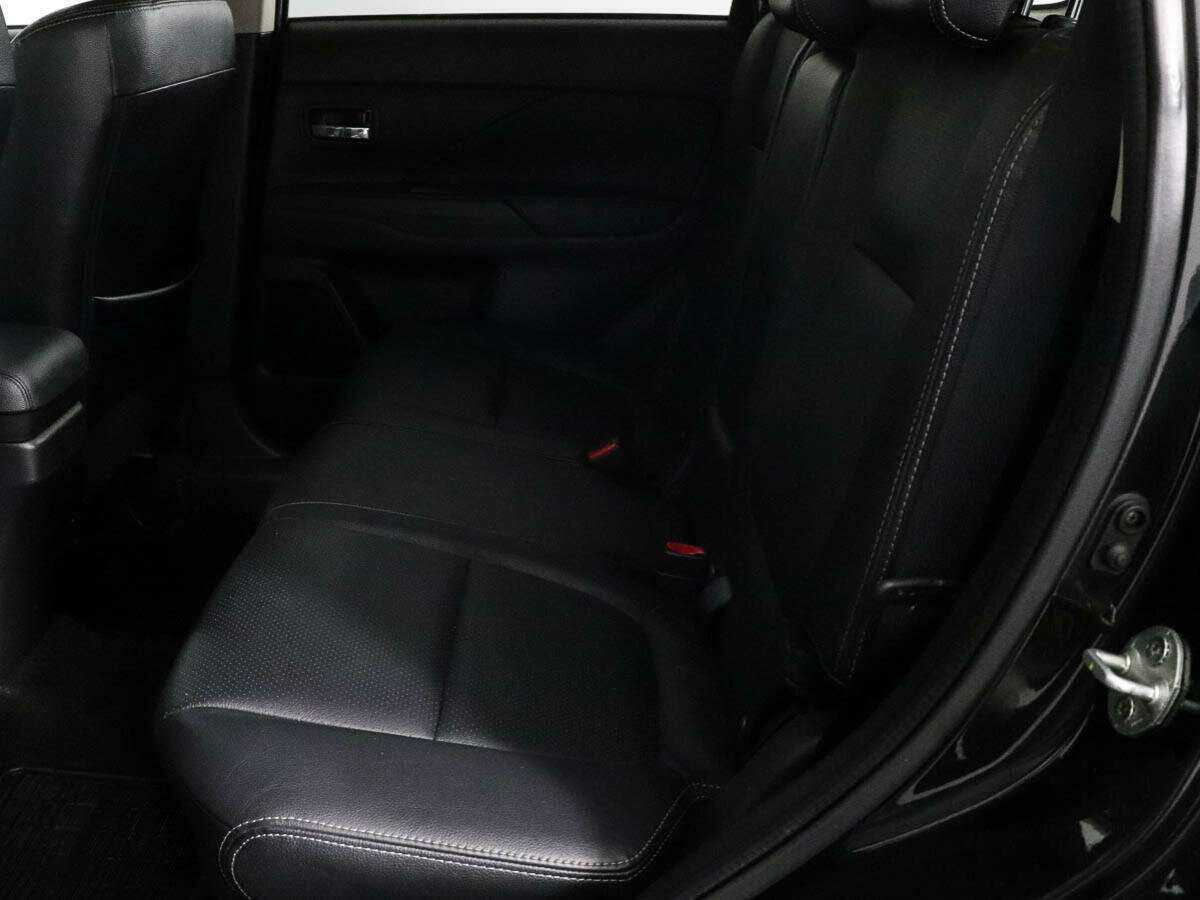 Mitsubishi Outlander, 2015 Фото №8
