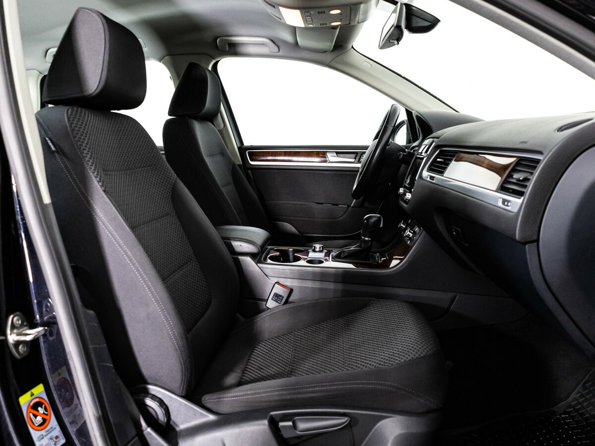 Volkswagen Touareg II, 2012 Фото №16