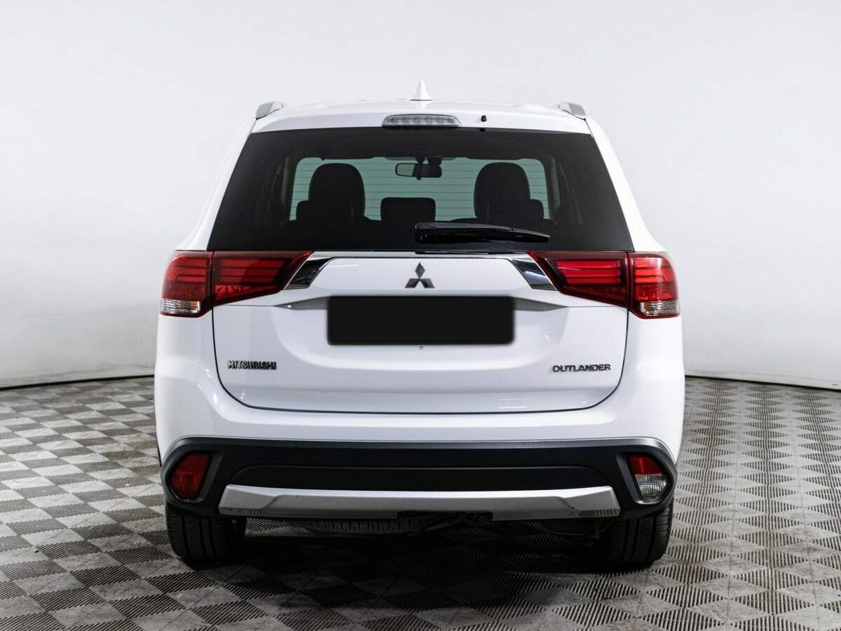 Mitsubishi Outlander, 2018 Фото №6
