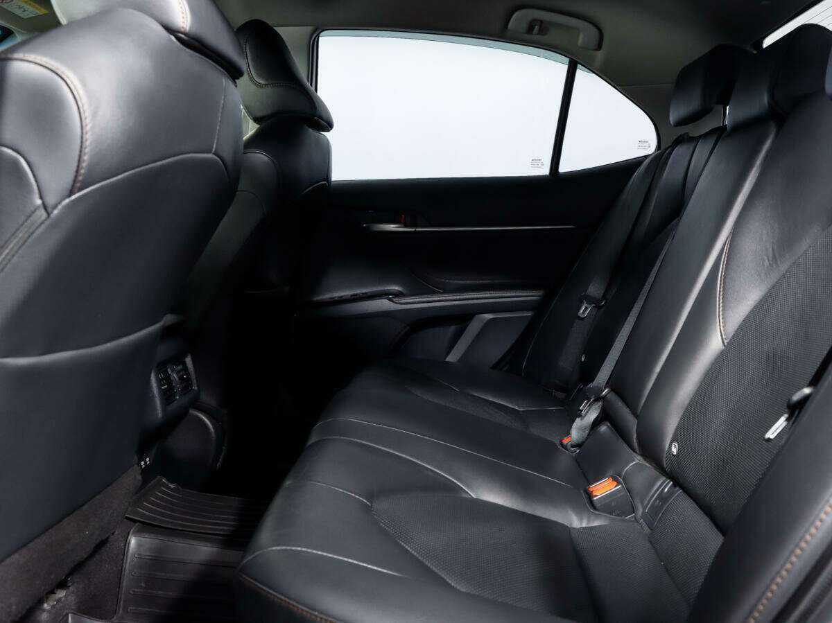 Toyota Camry, 2018 Фото №11