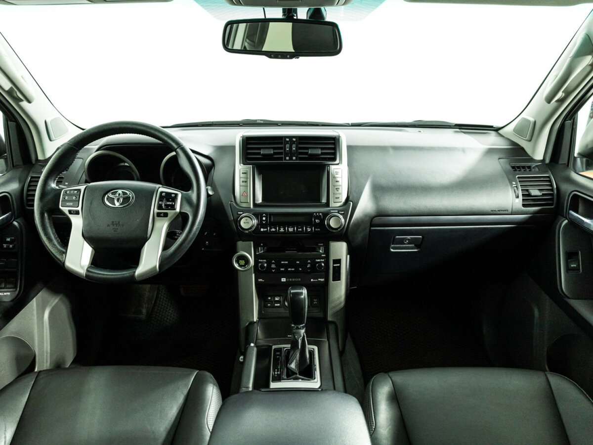 Toyota Land Cruiser Prado 150 Series, 2013 Фото №11