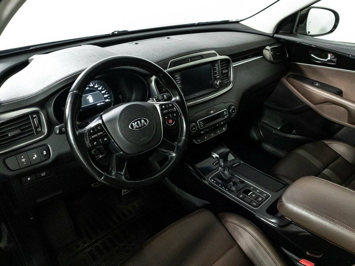 Kia Sorento, 2018 Фото №11