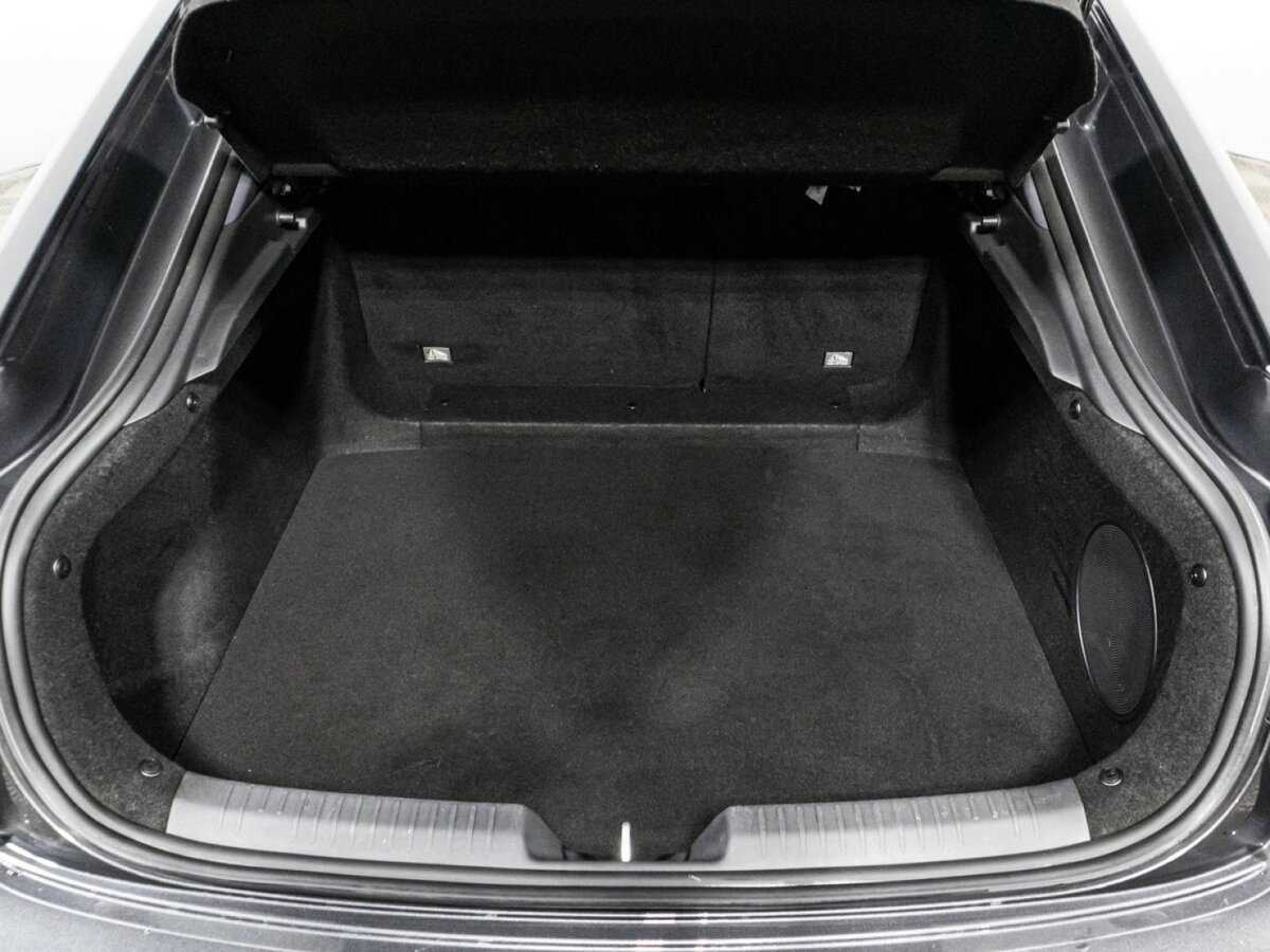 Changan UNI-V, 2023 Фото №15