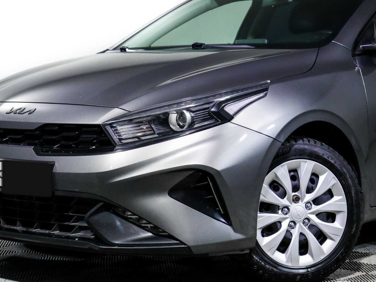 Kia Cerato, 2022 Фото №14